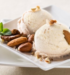 ALMOND ICE CREAMS ( FACTORY - MADE ) FORMULATIONS AND PRODUCTION PROCESS