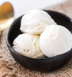 DIET AND LIGHT VANILLA ICE CREAMS ( FACTORY - MADE ) FORMULATIONS AND PRODUCTION PROCESS
