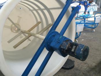 MIXING TANK USED FOR PRODUCTION OF ALL SURFACE CLEANER PROPERTIES