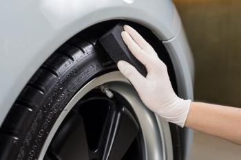 Comment faire briller les pneus