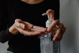 Fazendo Gel de Lavar as Mãos Antibacteriano para Lavanderia | Formulações