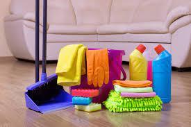 Etapy produkcji płynnego detergentu do czyszczenia powierzchni do użytku domowego | Preparaty produkcyjne