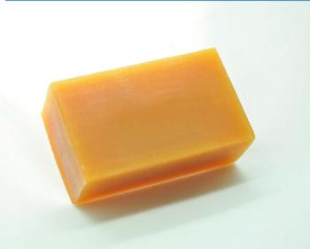 Production process of hydrating hard soap for combo skin