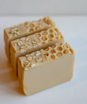 MANUFACTURING PALM OIL SOAP WITH FORMULATIONS