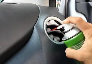 Produzione e Formulazione di spray detergente per condizionatori d'aria per auto