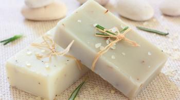 PRODUCTION PROCESS OF PEPPERMINT SOAP WITH PEPPERMINT OIL