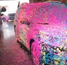 Production de shampooing de lavage de voiture en mousse colorée
